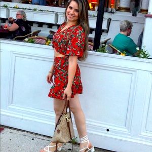 Meet your Posher, Yiset